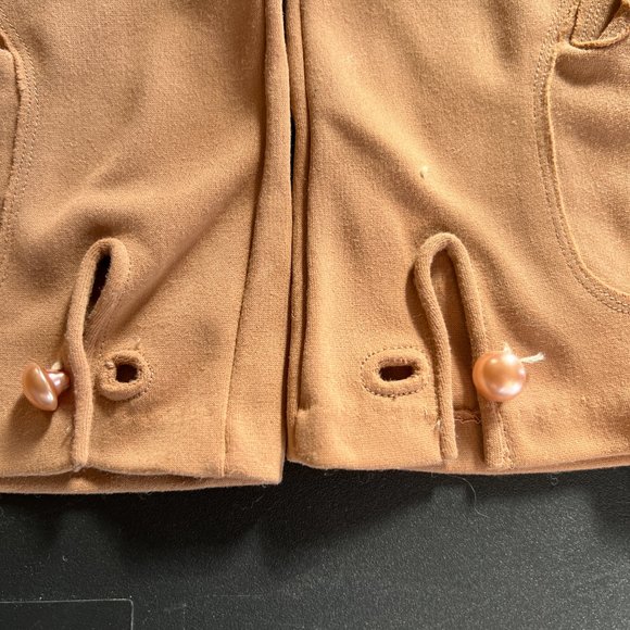 Vintage Retro Tan Crescendoe Caresse Nylon Button Wrist Fashion Gloves sz 7 1/2 - Picture 2 of 4